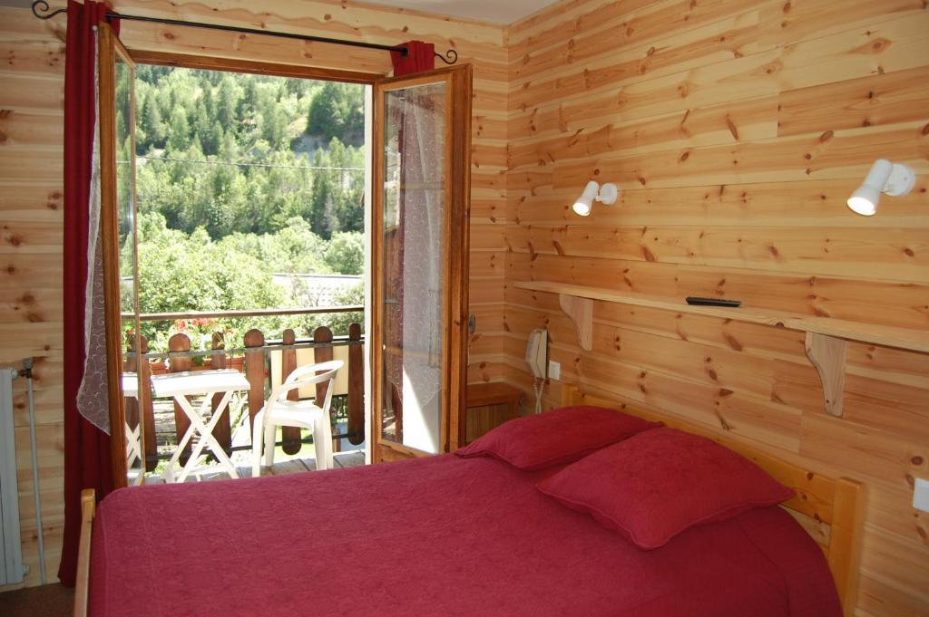 Au Bon Logis Hotel Risoul Room photo